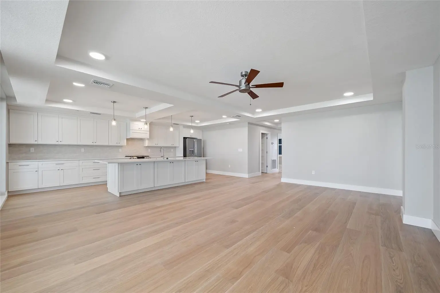 14048 GULF BOULEVARD #402, MADEIRA BEACH, FL, photo 5 of 44