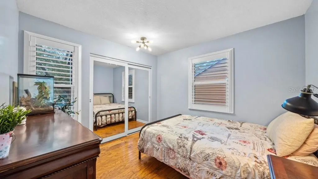 2907 W TRILBY AVENUE, TAMPA, FL, photo 6 of 25