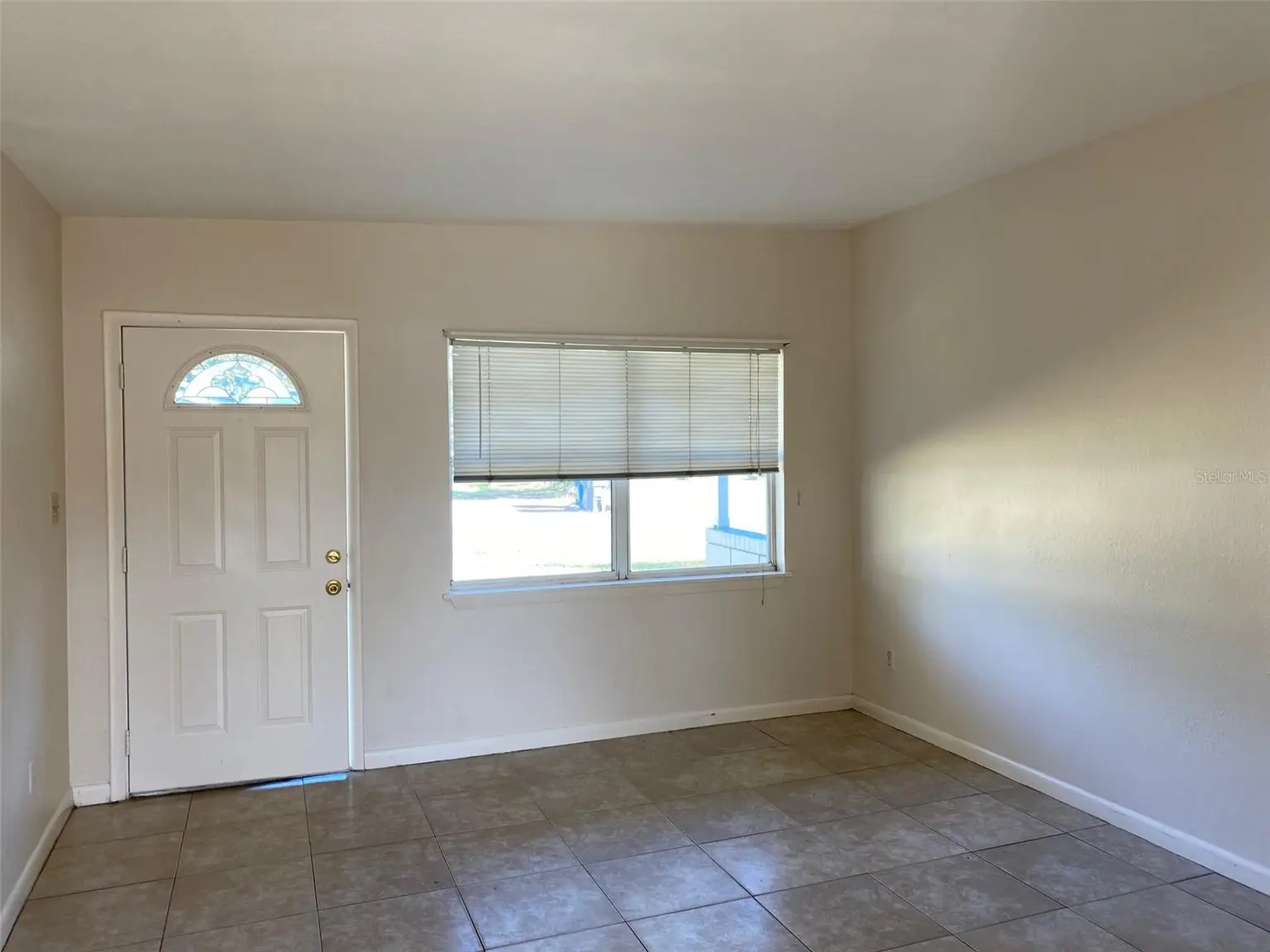 1105 BRIARWOOD ROAD, BRANDON, FL, photo 4 of 17