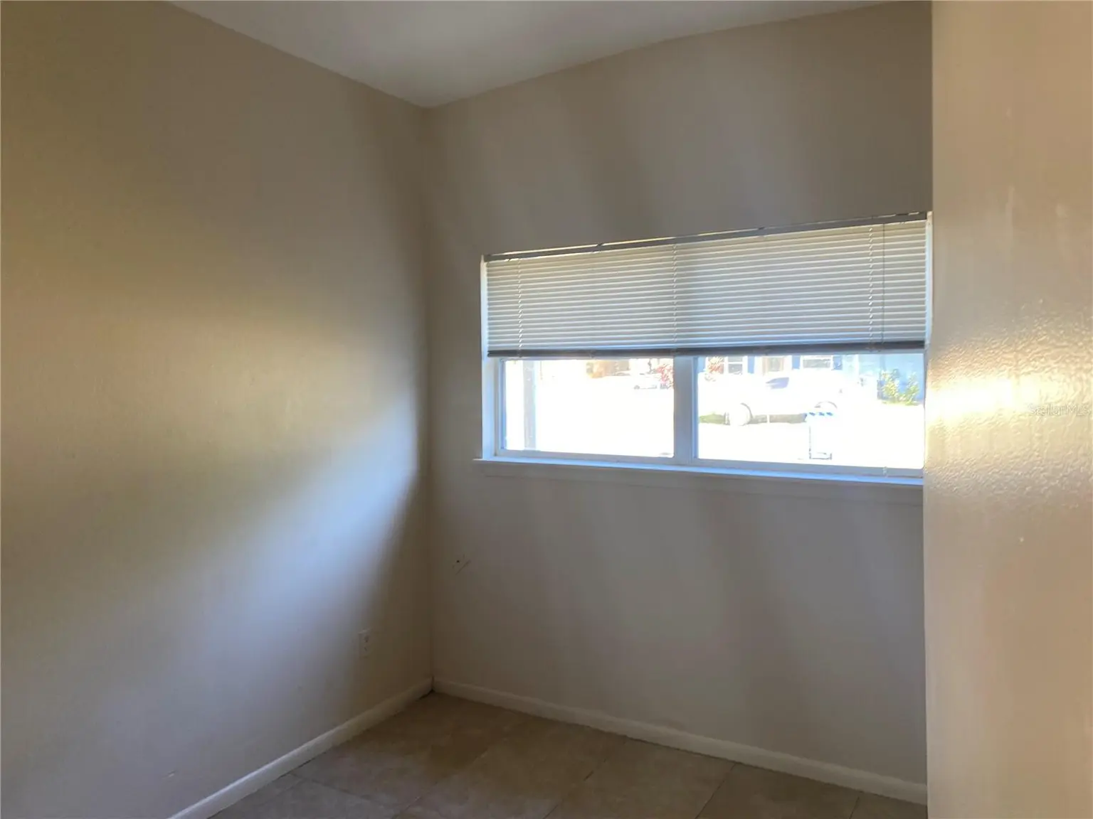 1105 BRIARWOOD ROAD, BRANDON, FL, photo 10 of 17