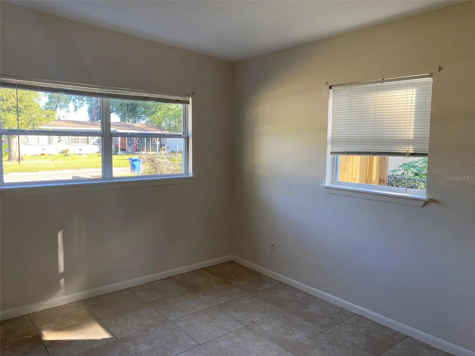 1105 BRIARWOOD ROAD, BRANDON, FL, photo 11 of 17