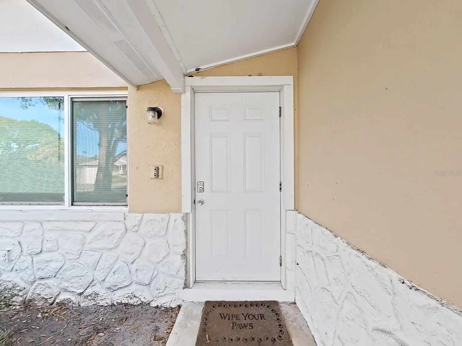 1750 MONTANA AVENUE NE, ST PETERSBURG, FL, photo 5 of 48