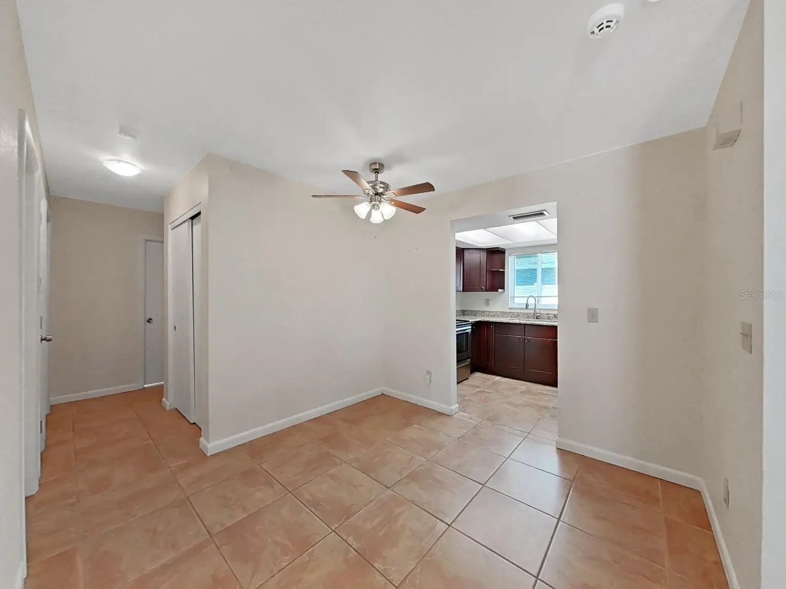 1750 MONTANA AVENUE NE, ST PETERSBURG, FL, photo 9 of 48