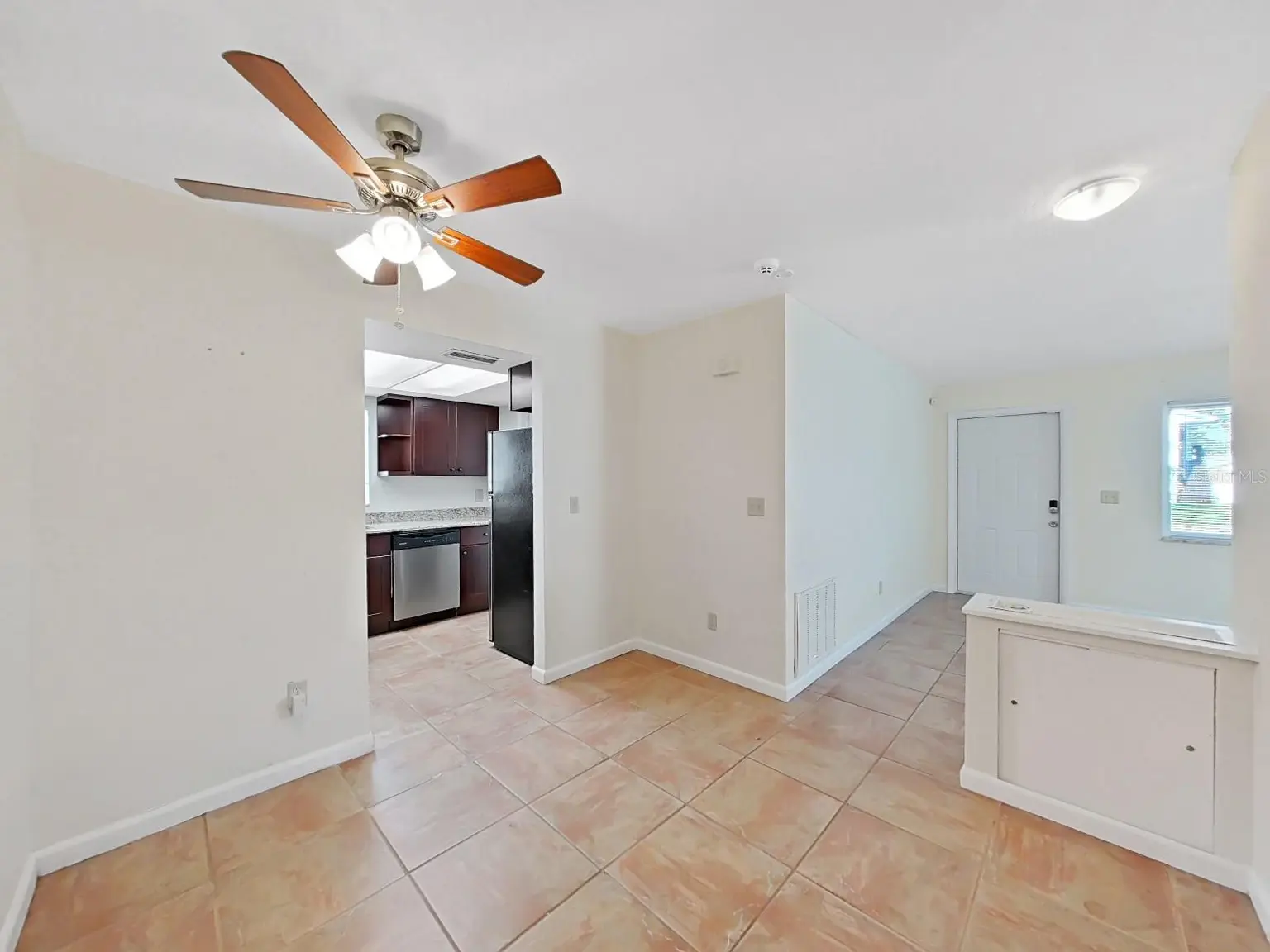 1750 MONTANA AVENUE NE, ST PETERSBURG, FL, photo 10 of 48