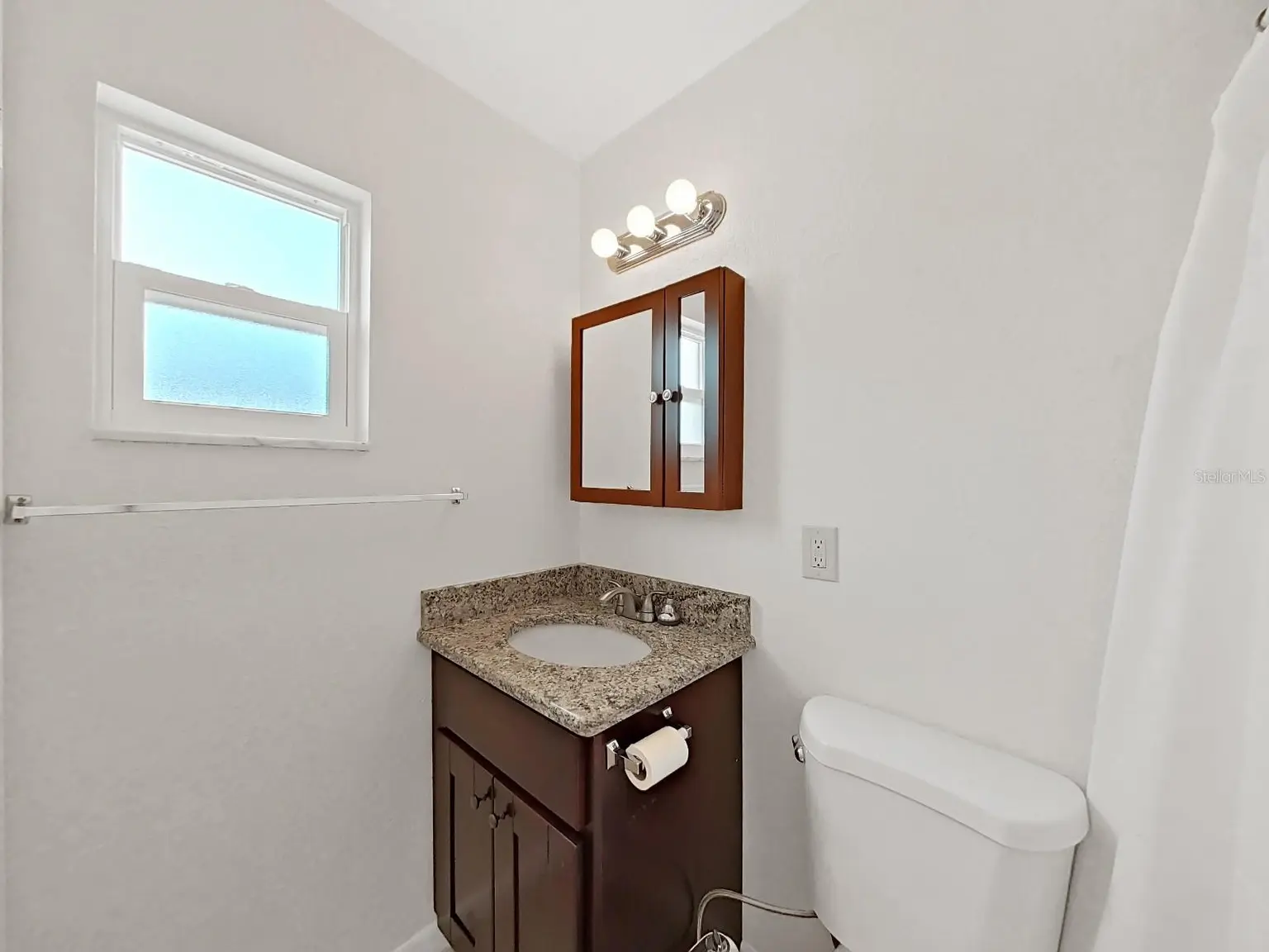 1750 MONTANA AVENUE NE, ST PETERSBURG, FL, photo 22 of 48