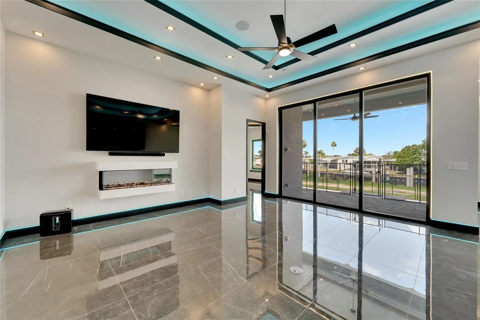 6540 SIMONE SHORES CIRCLE, APOLLO BEACH, FL, photo 12 of 85
