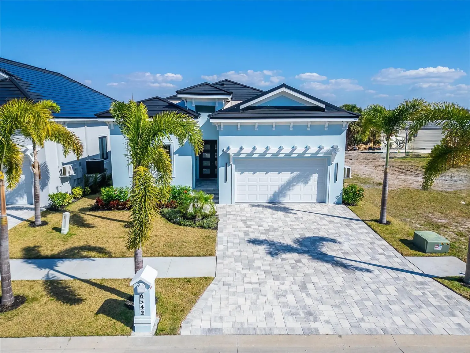 6542 SIMONE SHORES CIRCLE, APOLLO BEACH, FL