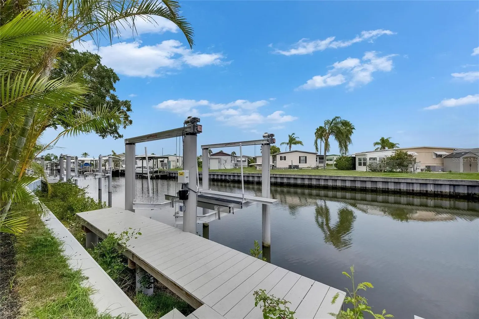 6542 SIMONE SHORES CIRCLE, APOLLO BEACH, FL, photo 3 of 75