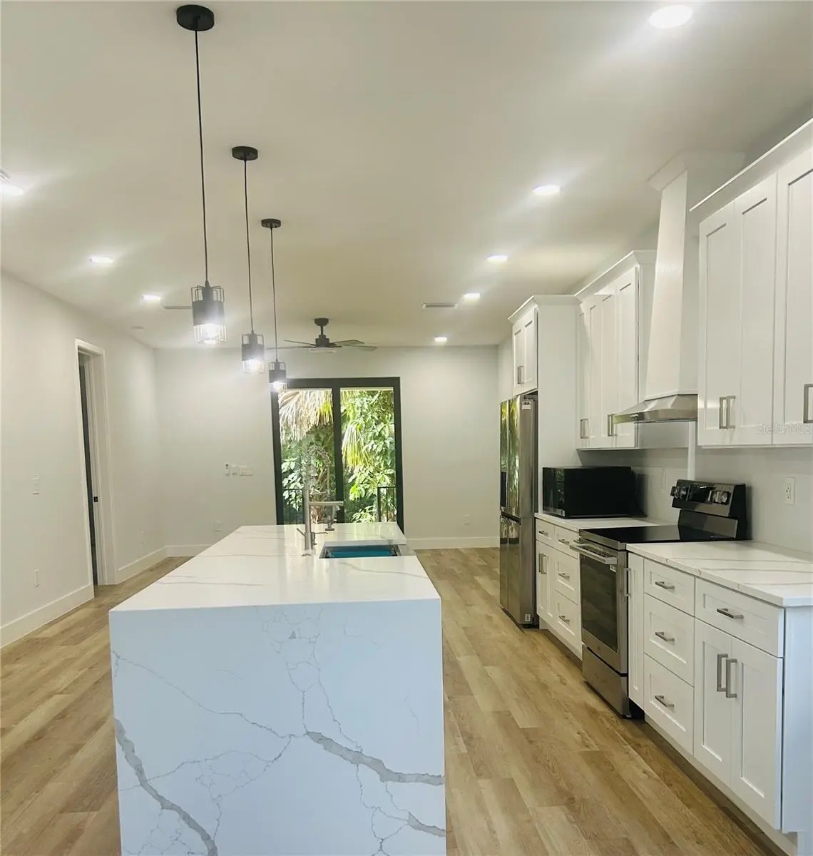 2122 BIRD ST., TAMPA, FL, photo 10 of 16