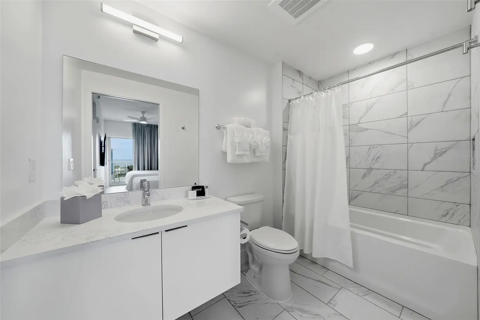 411 E SHORE DRIVE #613, CLEARWATER BEACH, FL, photo 6 of 18