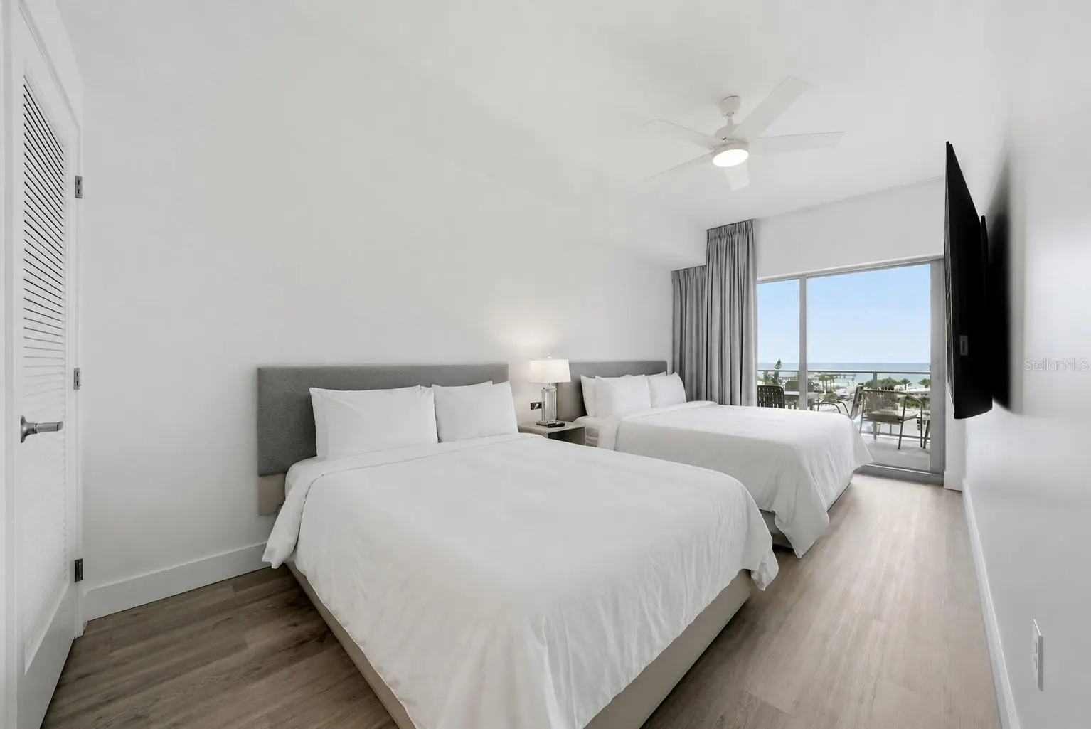 411 E SHORE DRIVE #313, CLEARWATER BEACH, FL, photo 7 of 19