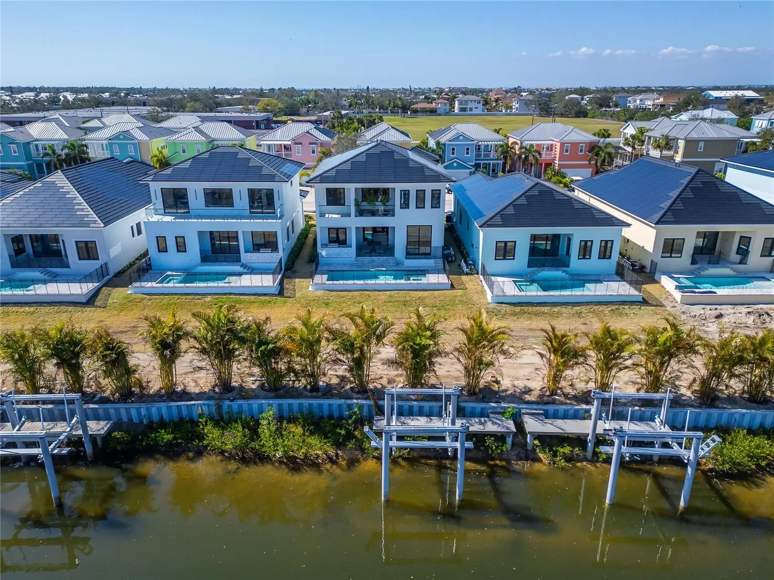 6536 SIMONE SHORES CIRCLE, APOLLO BEACH, FL, photo 7 of 94