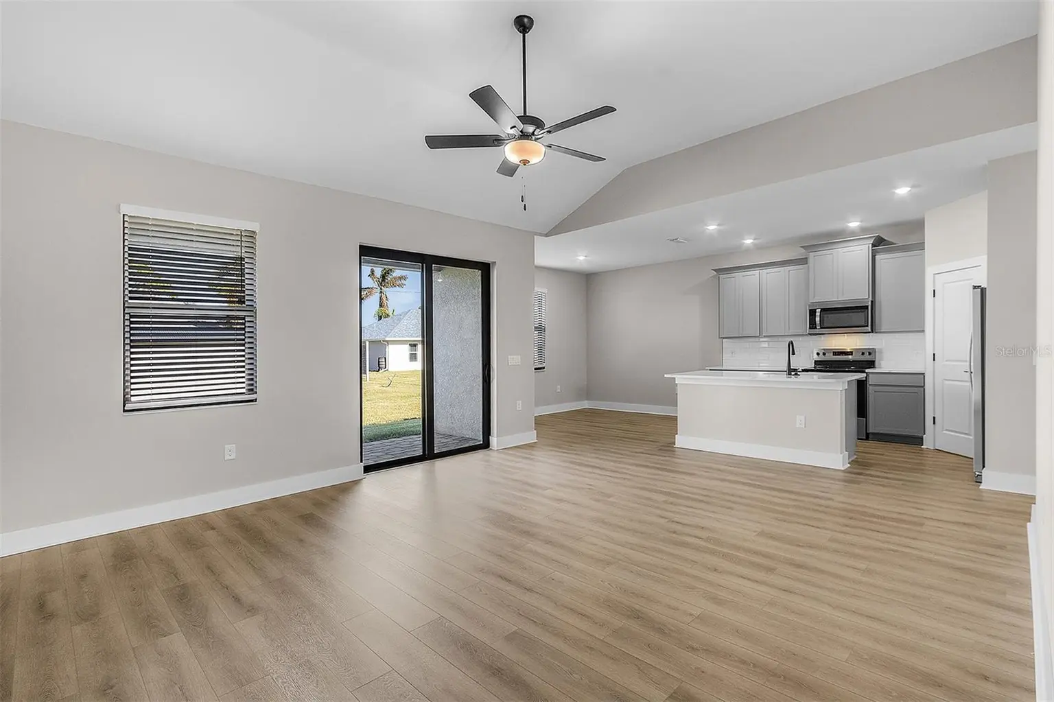 2426 HIERS ROAD, DOVER, FL, photo 4 of 13