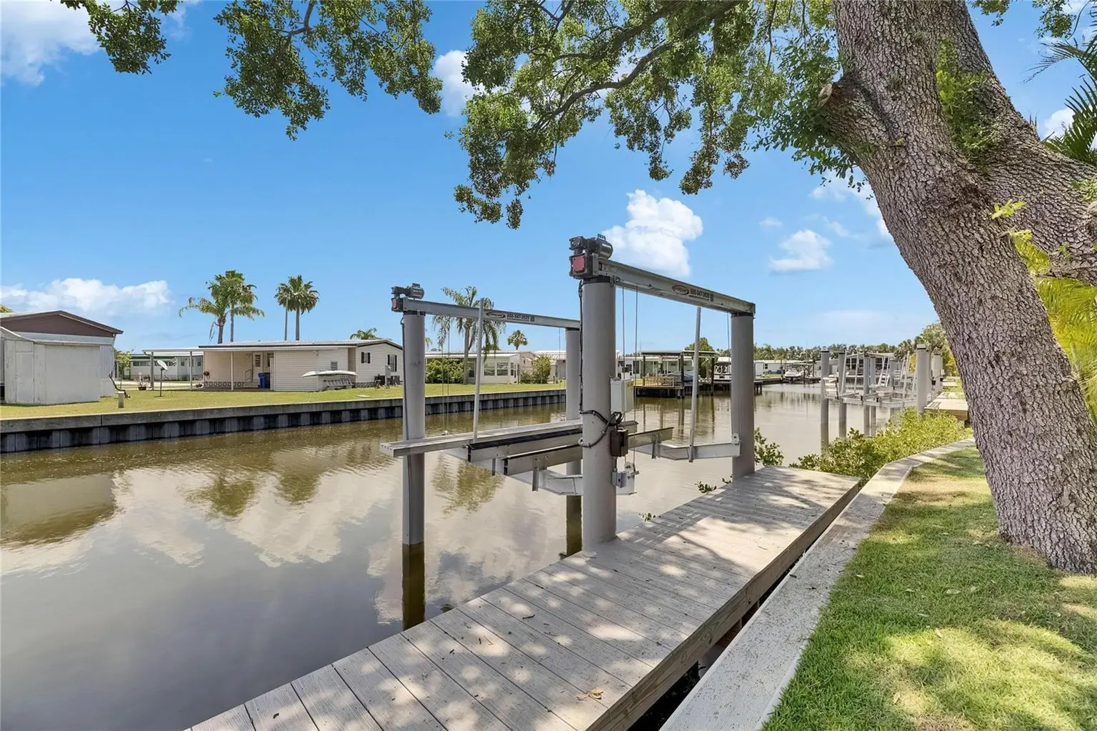 6532 SIMONE SHORES CIRCLE, APOLLO BEACH, FL, photo 4 of 88