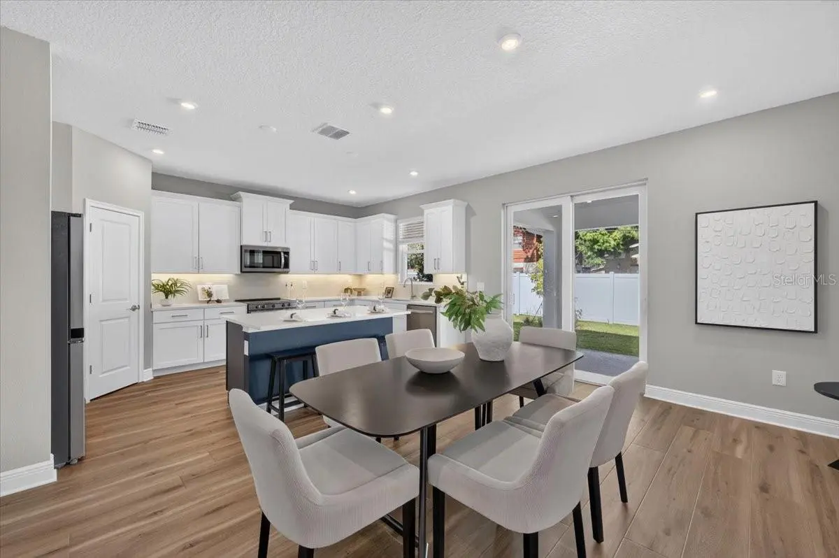 6226 29TH STREET N, ST PETERSBURG, FL, photo 13 of 44
