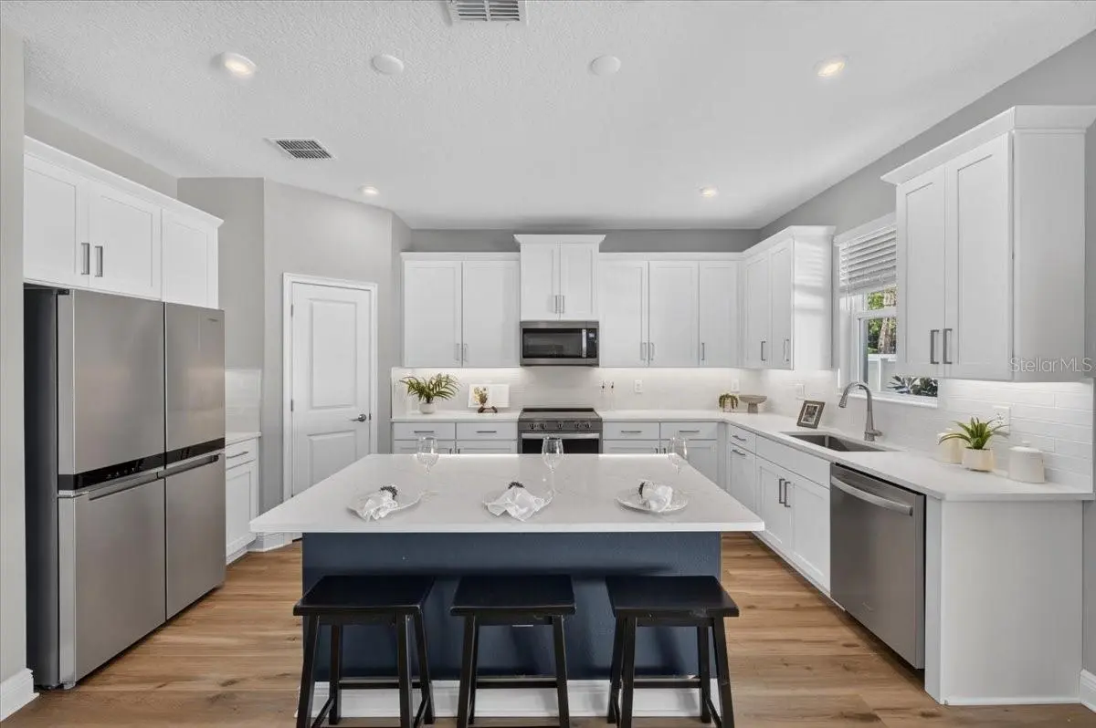 6226 29TH STREET N, ST PETERSBURG, FL, photo 14 of 44