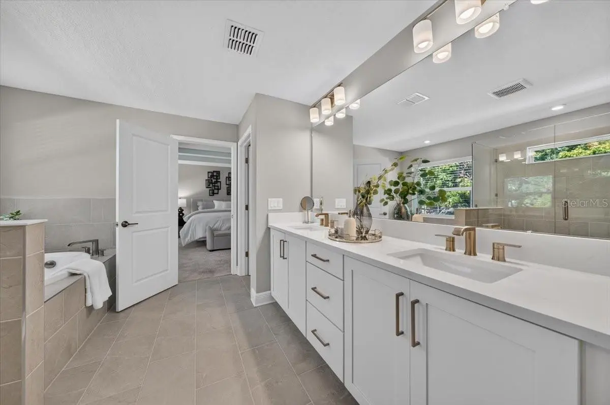 6226 29TH STREET N, ST PETERSBURG, FL, photo 19 of 44
