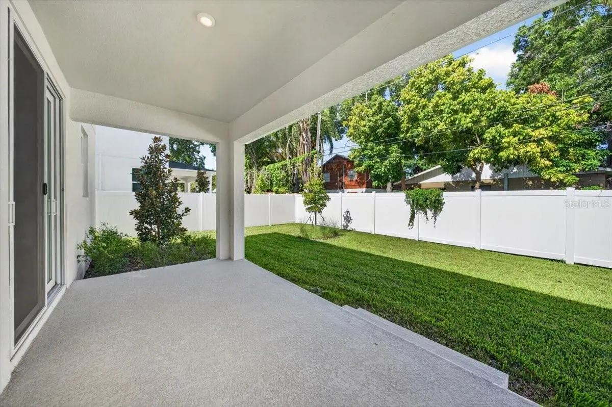 6226 29TH STREET N, ST PETERSBURG, FL, photo 35 of 44