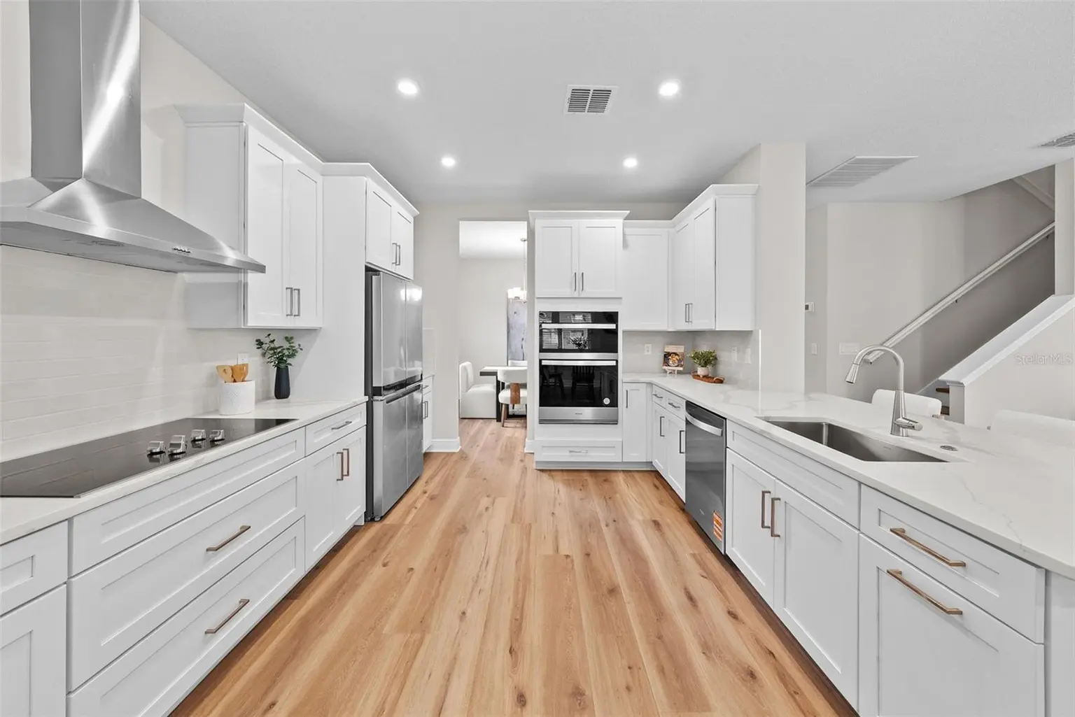 6244 29TH STREET N, ST PETERSBURG, FL, photo 9 of 43