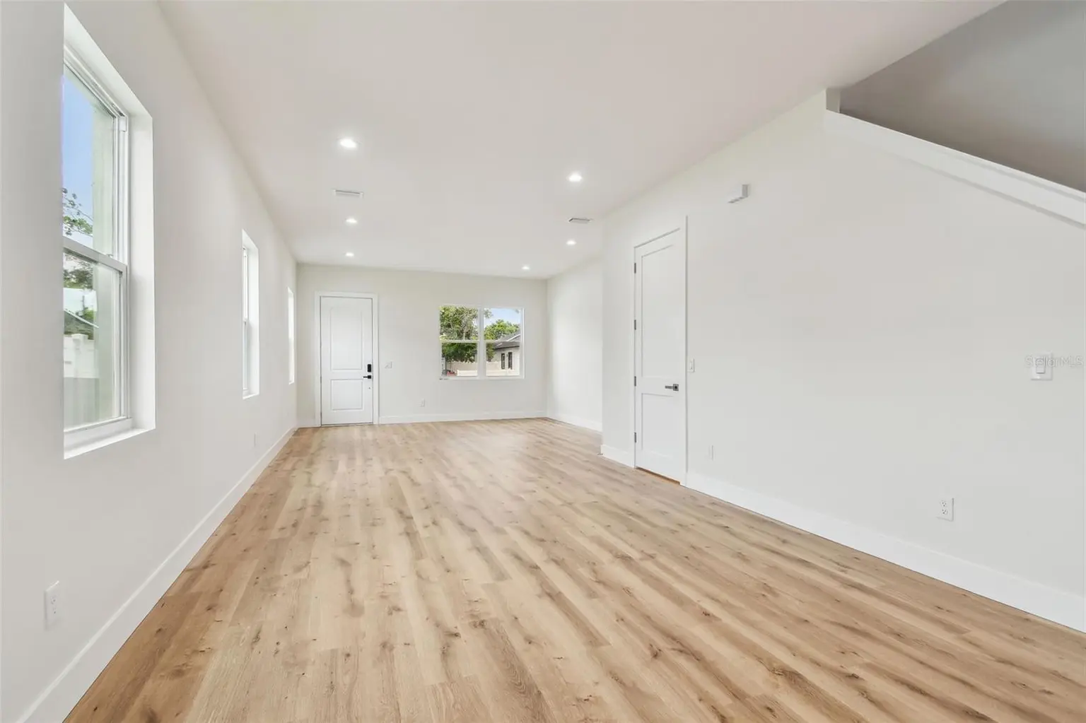 3455 17TH AVENUE S, ST PETERSBURG, FL, photo 6 of 43
