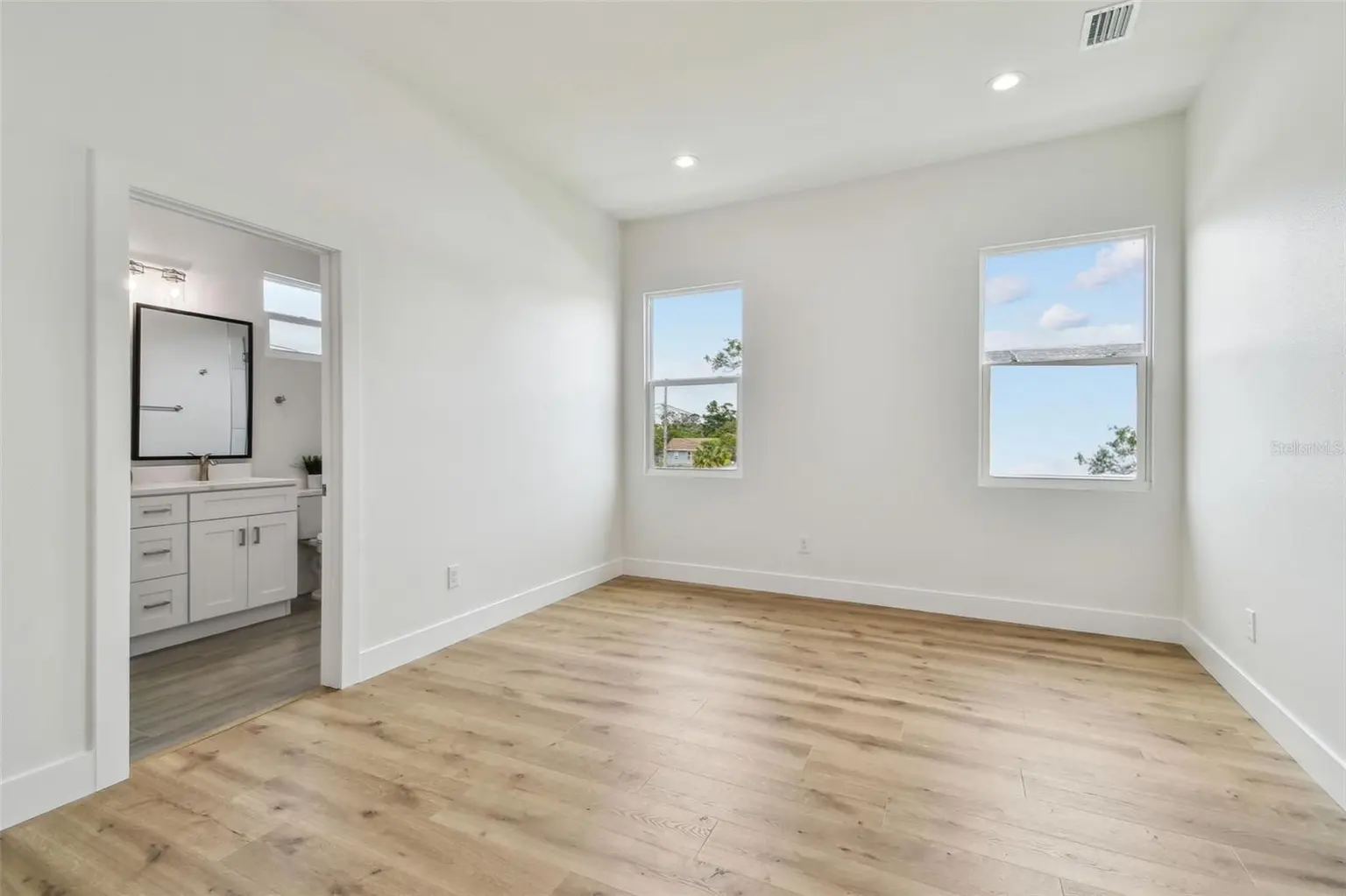 3455 17TH AVENUE S, ST PETERSBURG, FL, photo 32 of 43