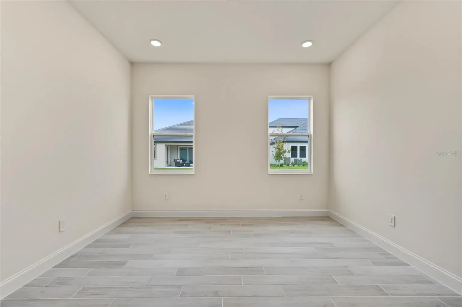 2302 LONE TREE BEND, ZEPHYRHILLS, FL, photo 12 of 24