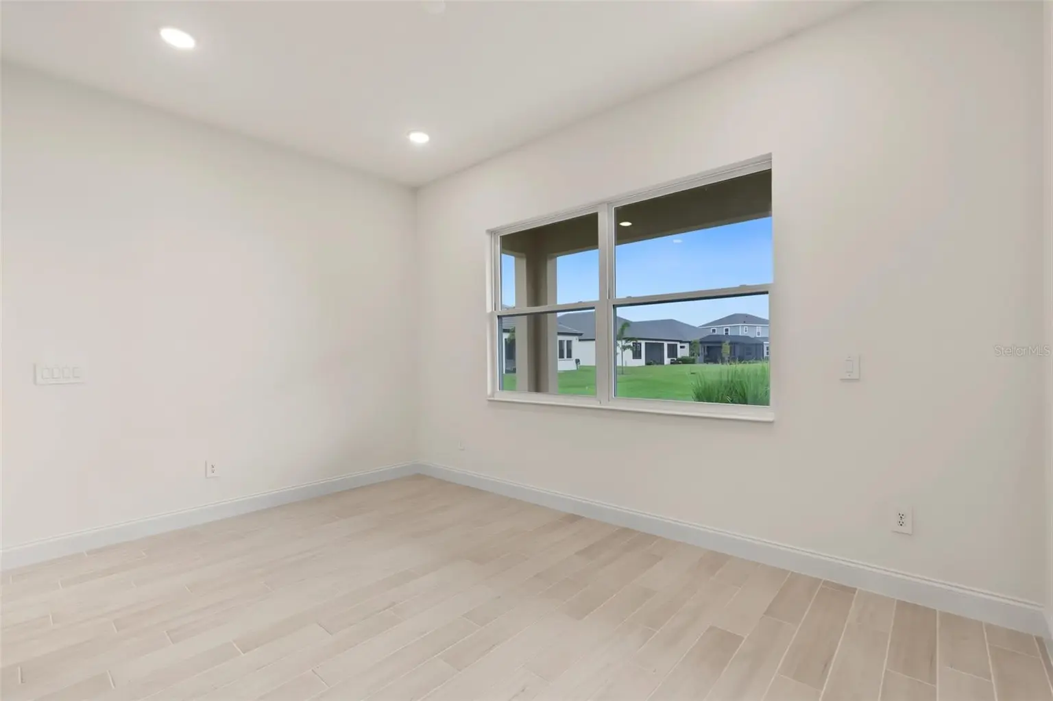 2302 LONE TREE BEND, ZEPHYRHILLS, FL, photo 22 of 24