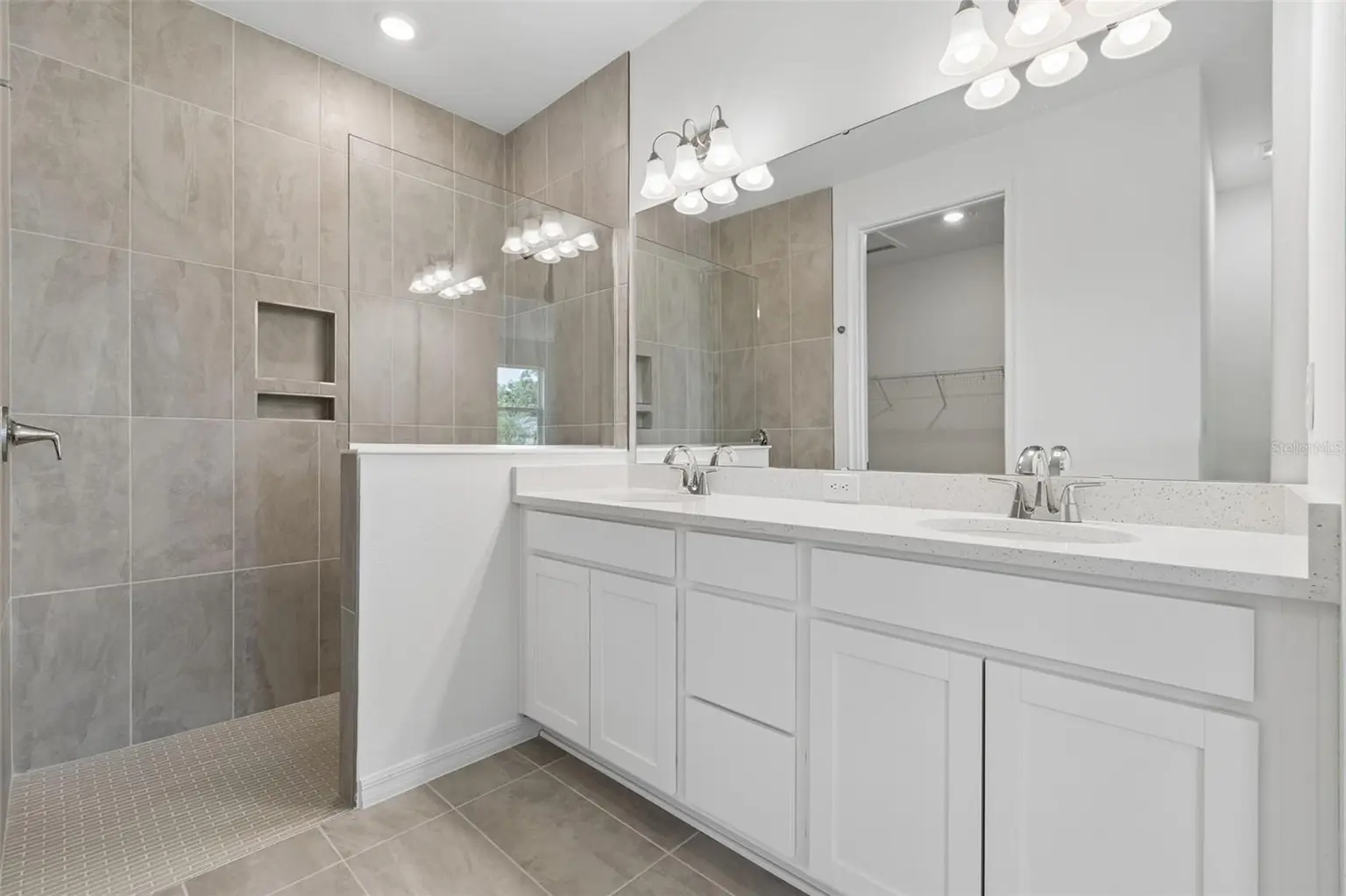 3744 NANDINA CIRCLE, SUN CITY CENTER, FL, photo 7 of 11