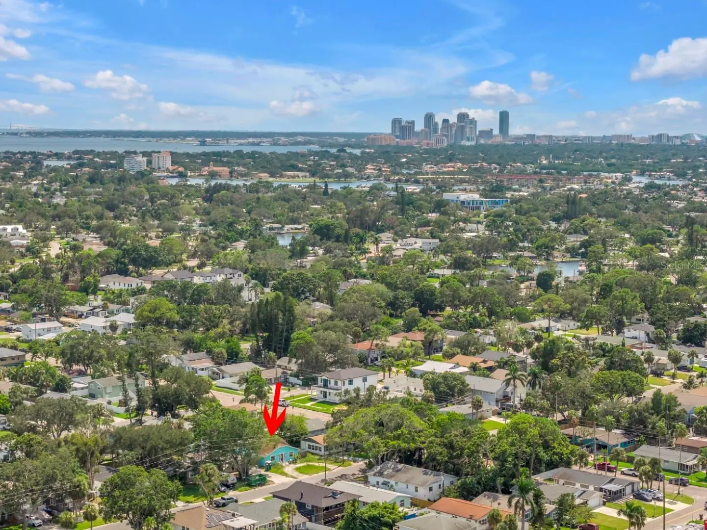 1820 MONTANA AVENUE NE, ST PETERSBURG, FL, photo 2 of 6