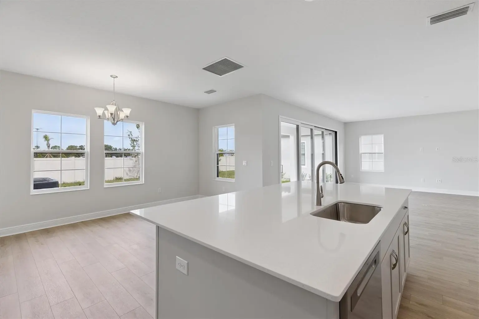 8517 DOVE BOG TERRACE, PARRISH, FL, photo 12 of 33