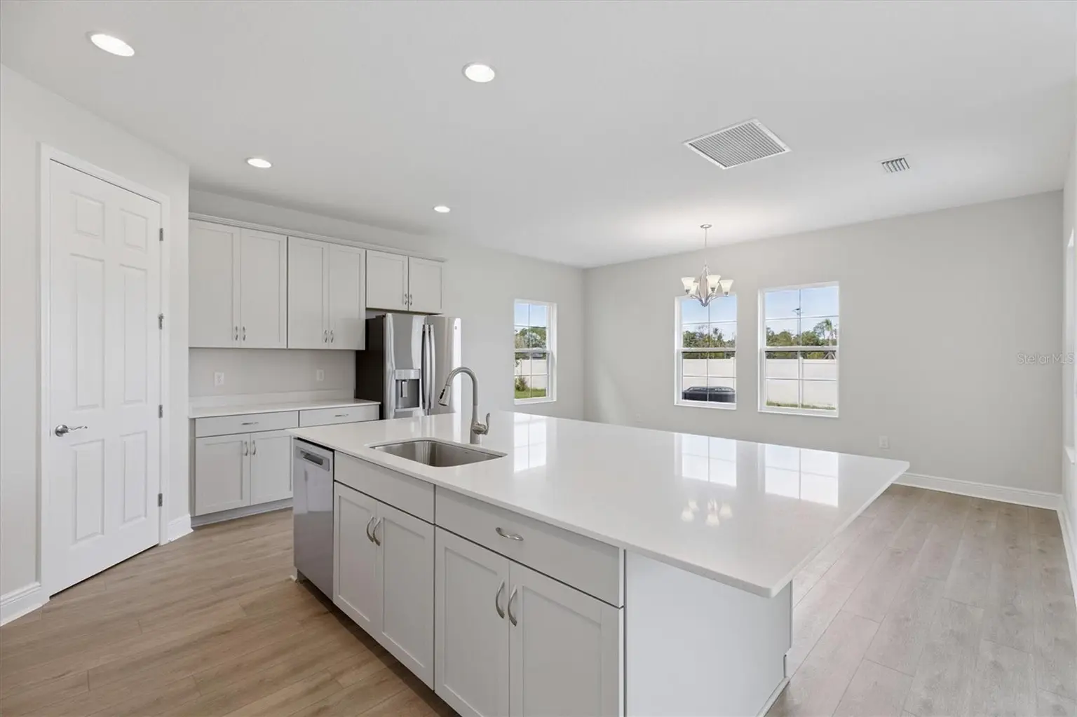 8517 DOVE BOG TERRACE, PARRISH, FL, photo 13 of 33