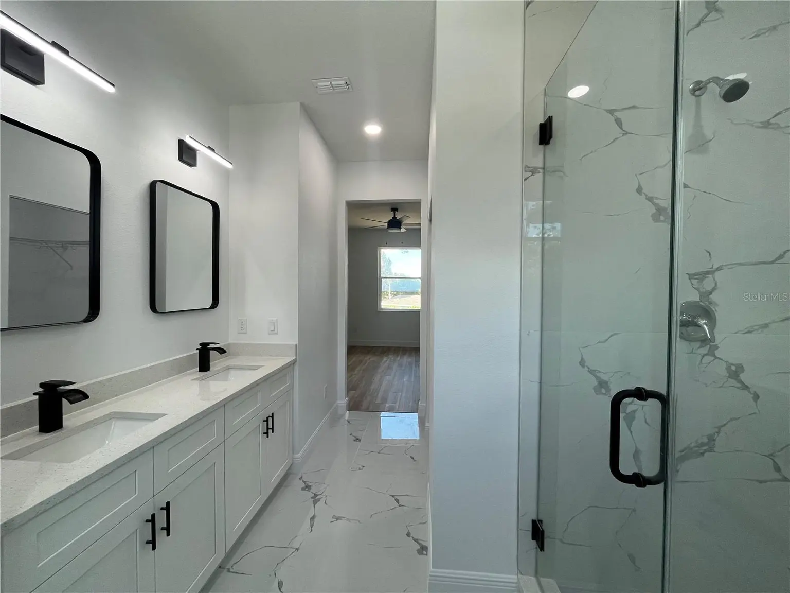 8112 N GREENWOOD AVENUE, TAMPA, FL, photo 6 of 12