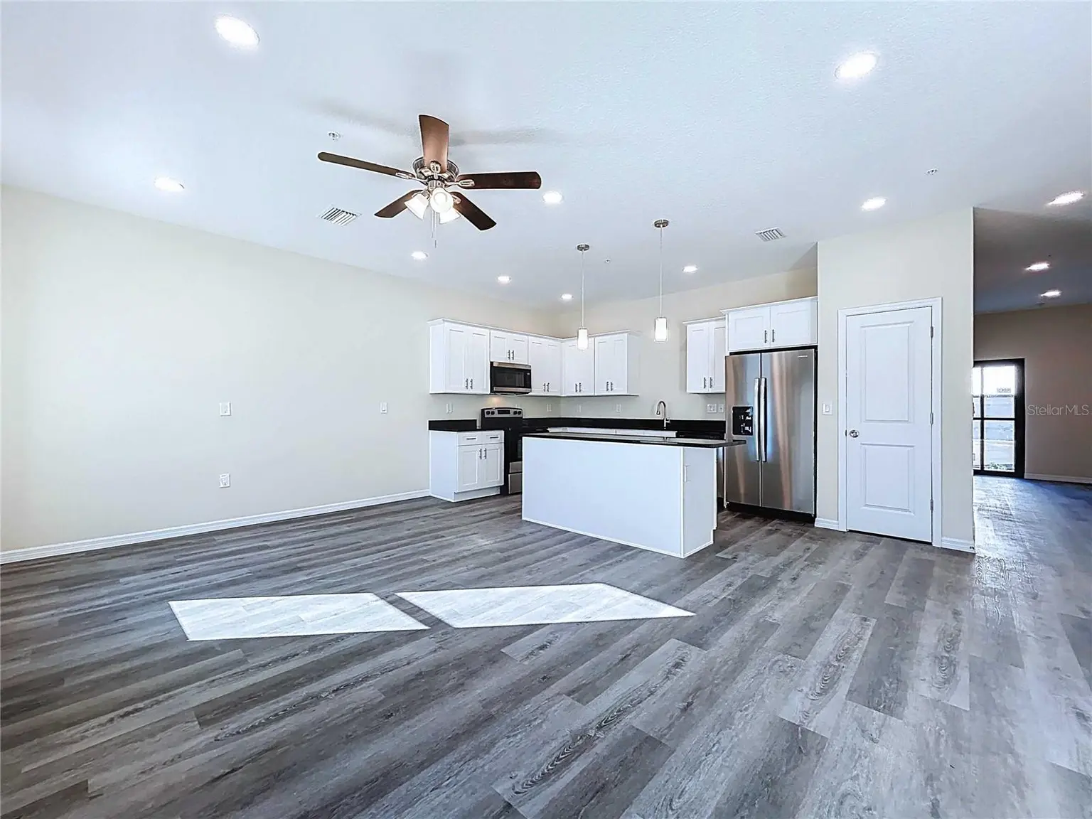 4368 CAMBIO GARDENS COURT, TAMPA, FL, photo 10 of 66