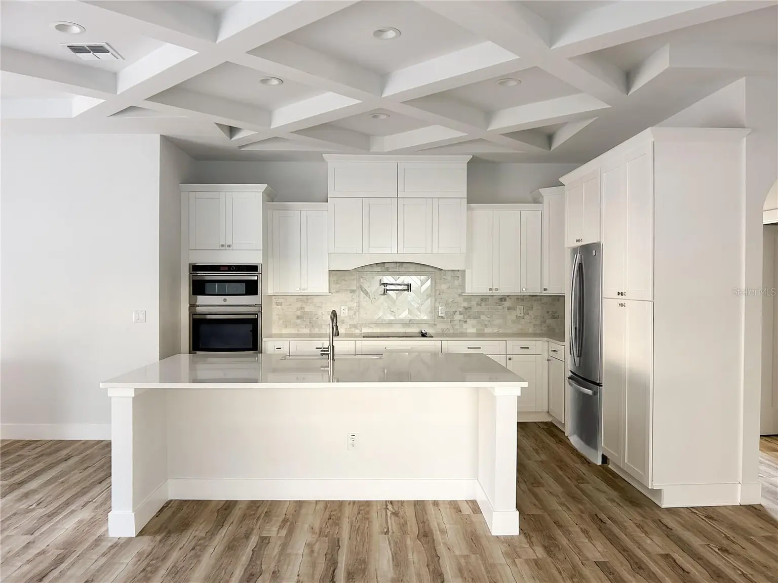407 GEORGIA AVENUE, CRYSTAL BEACH, FL, photo 5 of 37