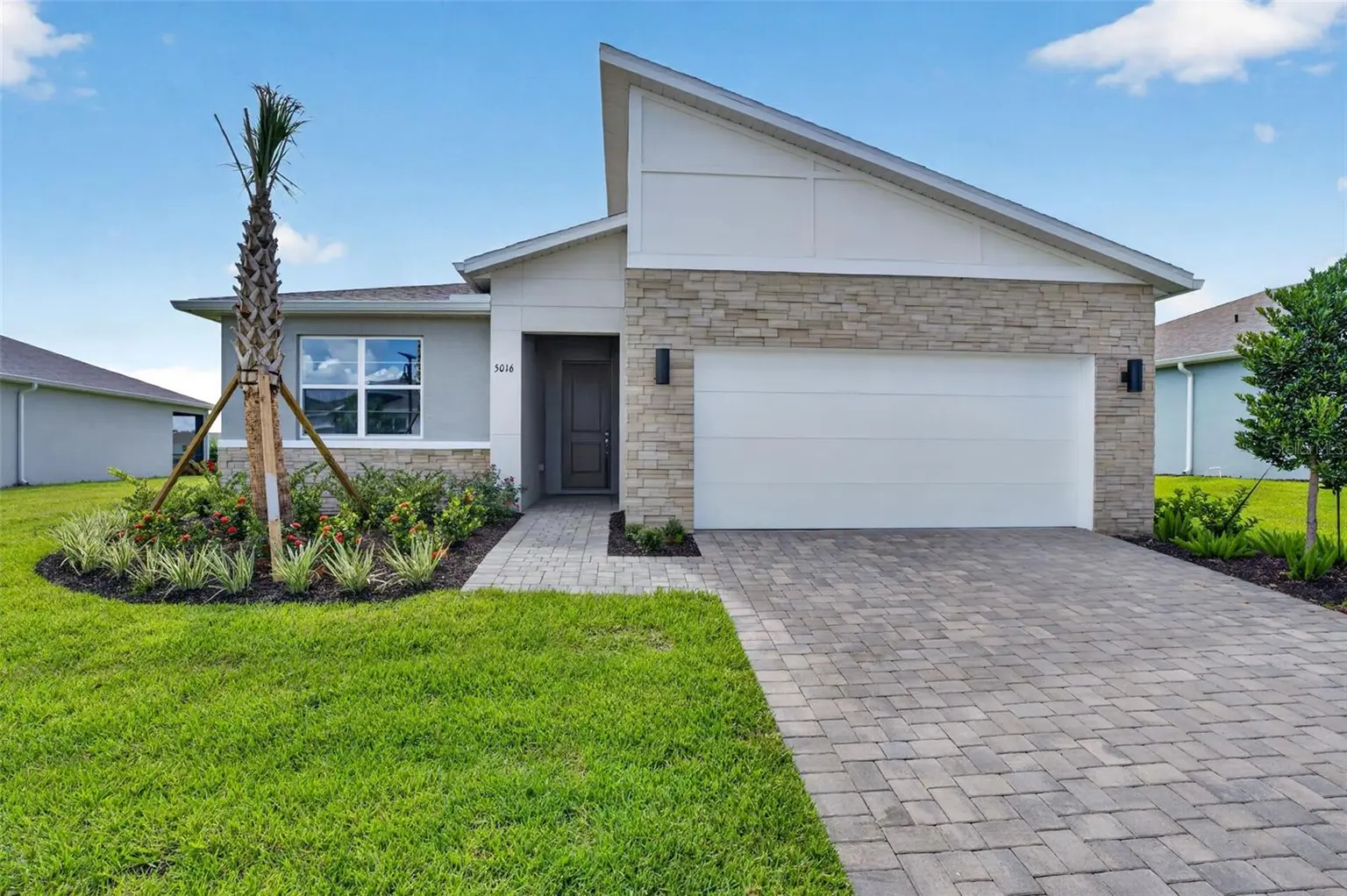Windwater home, photo 6 of 8
