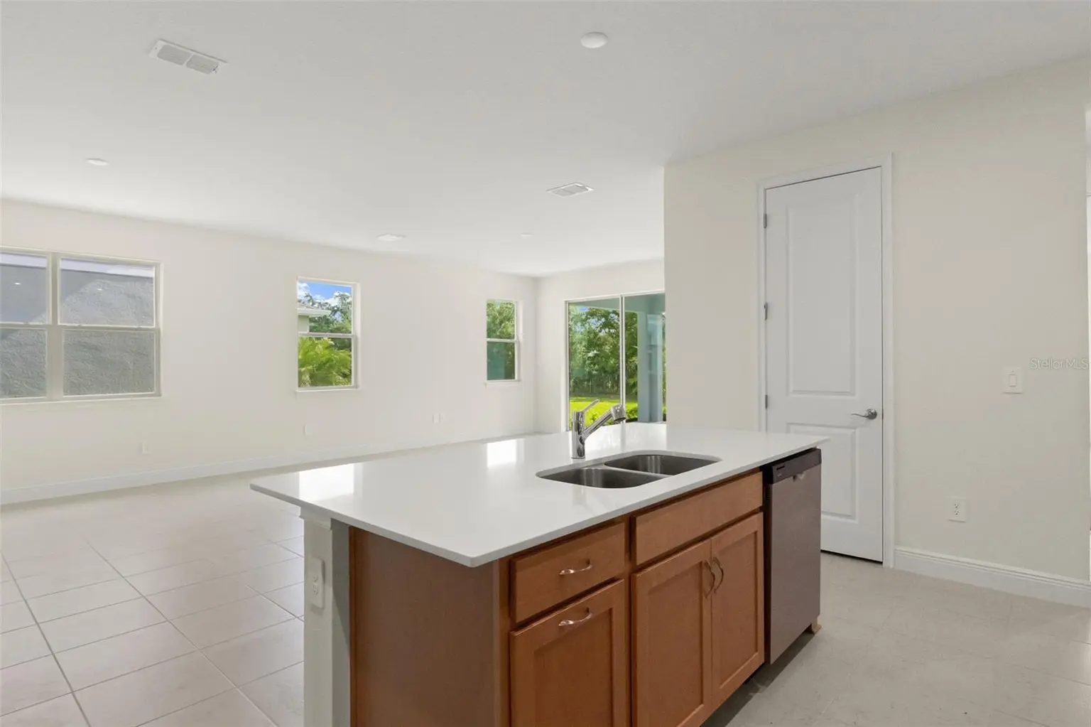 5038 125TH AVENUE E, PARRISH, FL, photo 12 of 51