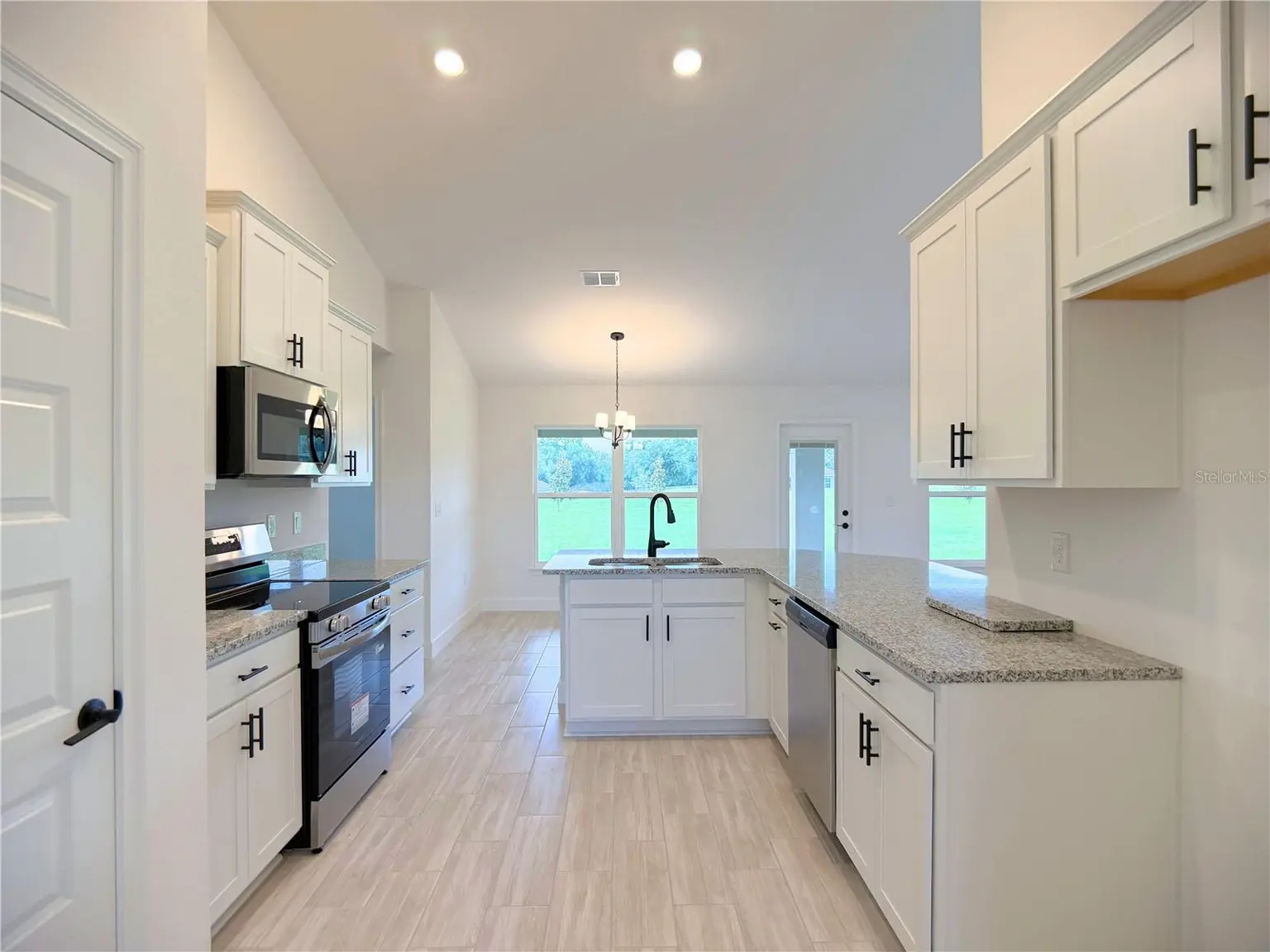 37094 HIDDEN VIEW CIRCLE, DADE CITY, FL, photo 9 of 30