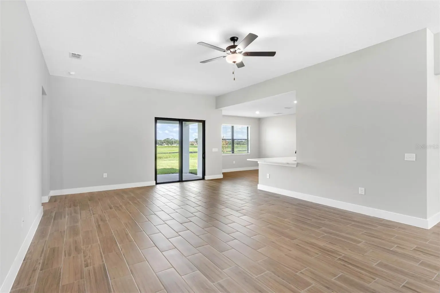 13509 WALDEN SHEFFIELD ROAD, DOVER, FL, photo 2 of 7