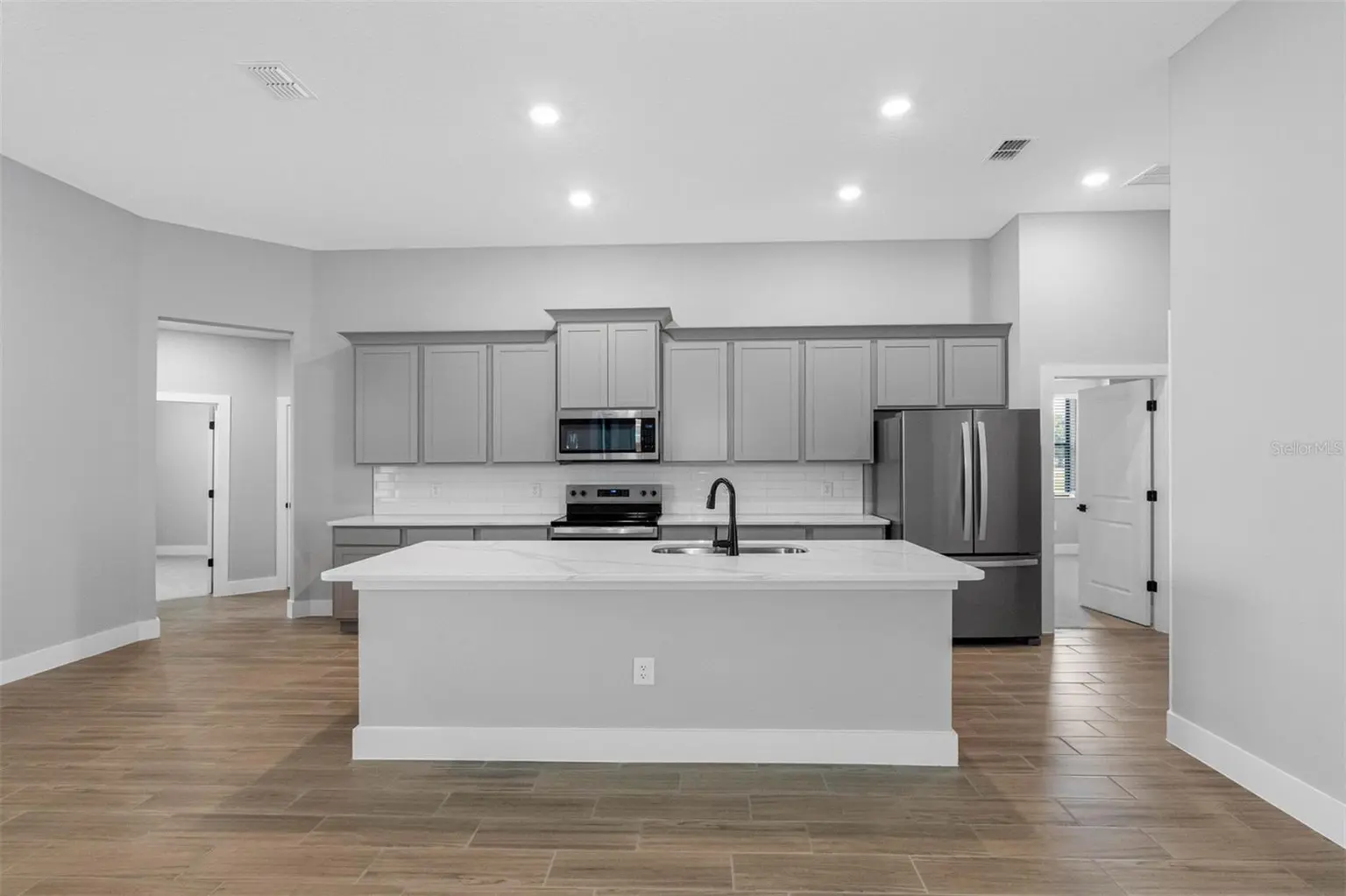 13509 WALDEN SHEFFIELD ROAD, DOVER, FL, photo 4 of 7