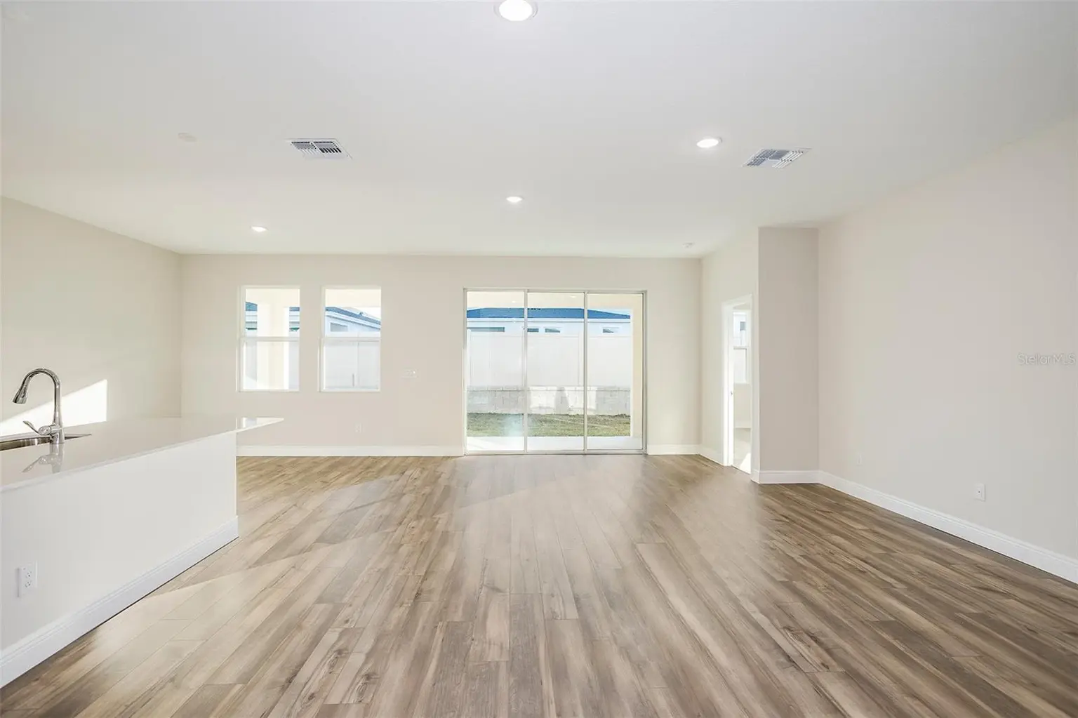 33489 HAMMOCK BEACH WAY, DADE CITY, FL, photo 12 of 28