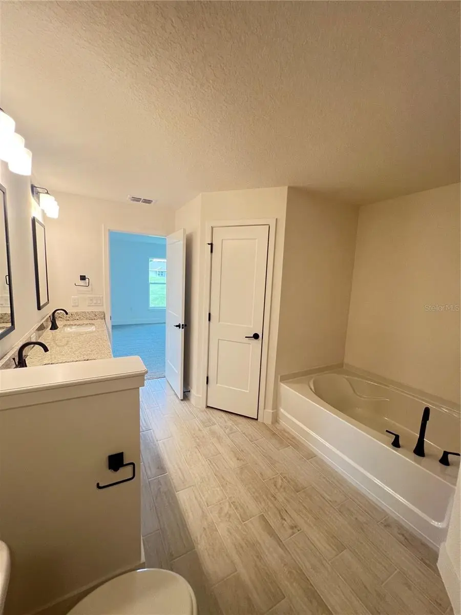 37266 HIDDEN VIEW CIRCLE, DADE CITY, FL, photo 11 of 31