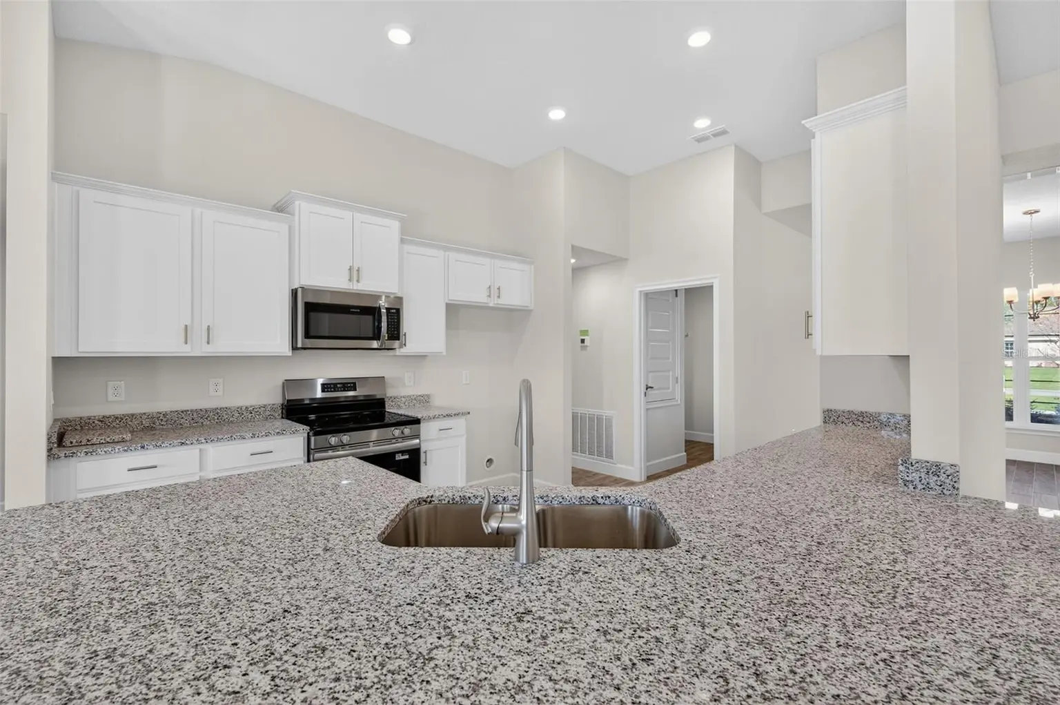 37298 HIDDEN VIEW CIRCLE, DADE CITY, FL, photo 16 of 48