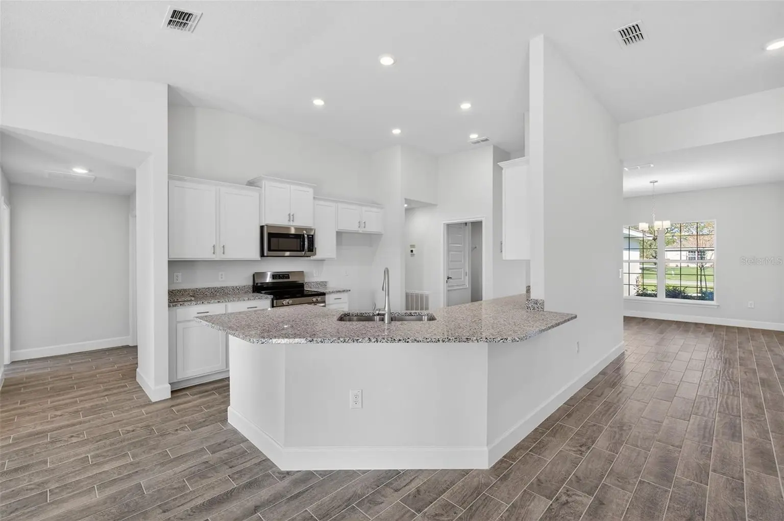 37298 HIDDEN VIEW CIRCLE, DADE CITY, FL, photo 17 of 48
