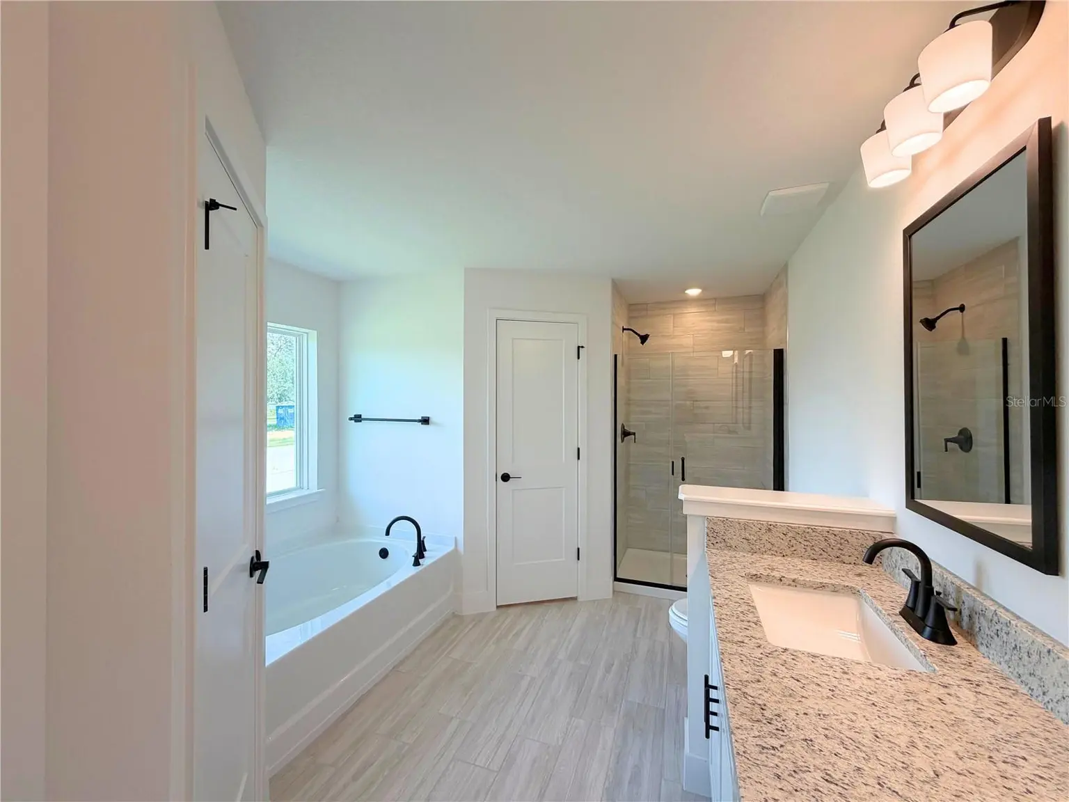 37041 HIDDEN VIEW CIRCLE, DADE CITY, FL, photo 15 of 28