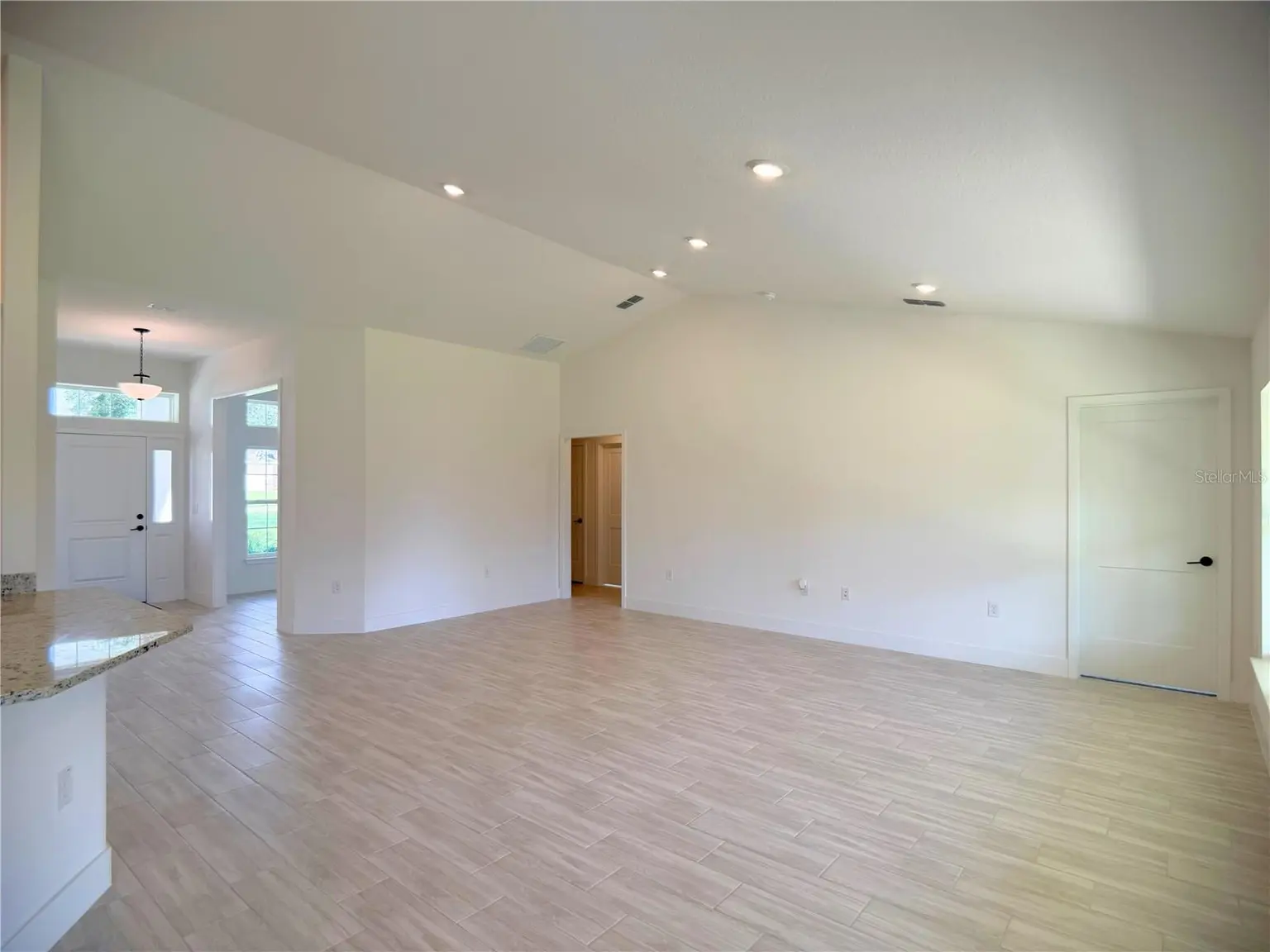 37041 HIDDEN VIEW CIRCLE, DADE CITY, FL, photo 17 of 28