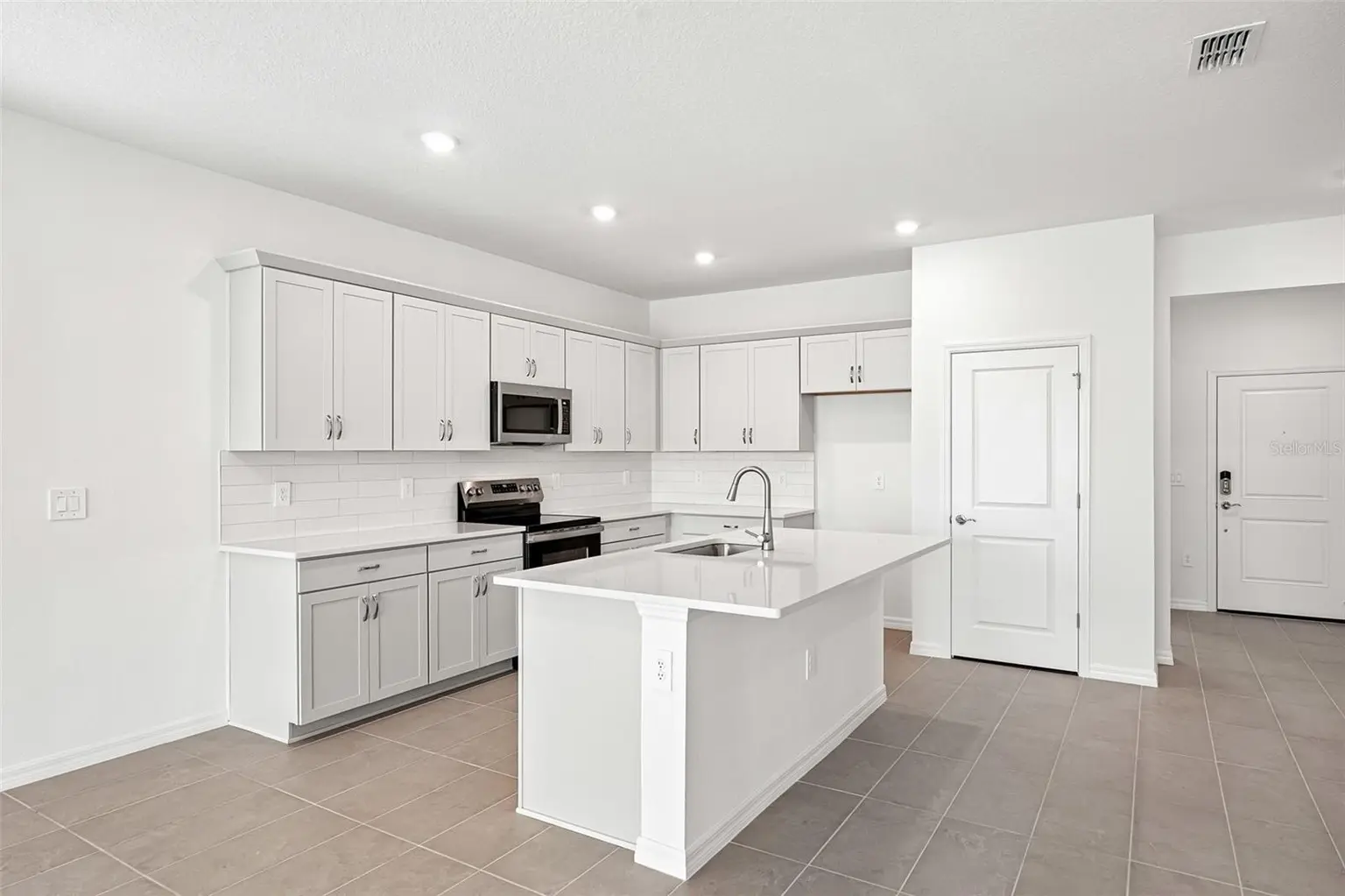 4606 OUTHAUL RUN, PALMETTO, FL, photo 9 of 38