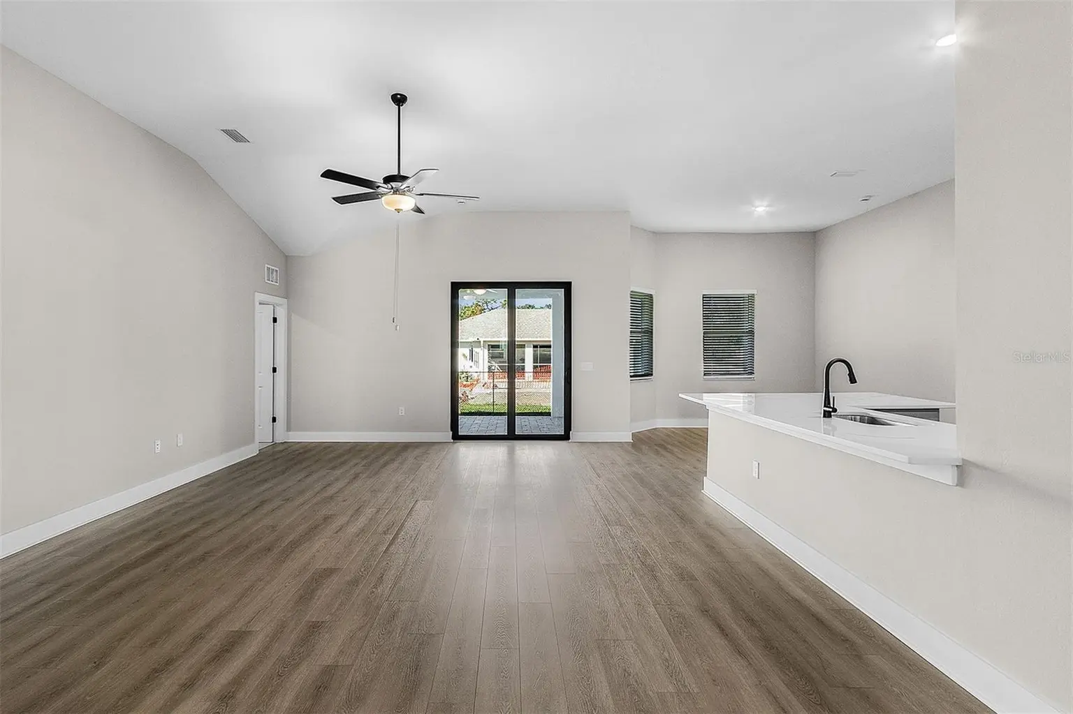 13432 LAKE GALLAGHER DRIVE, DOVER, FL, photo 2 of 12