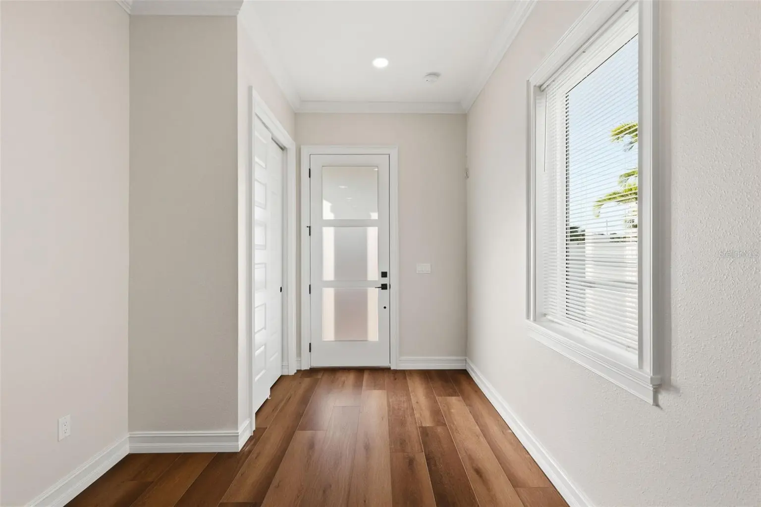 3829 71ST STREET N, ST PETERSBURG, FL, photo 6 of 55