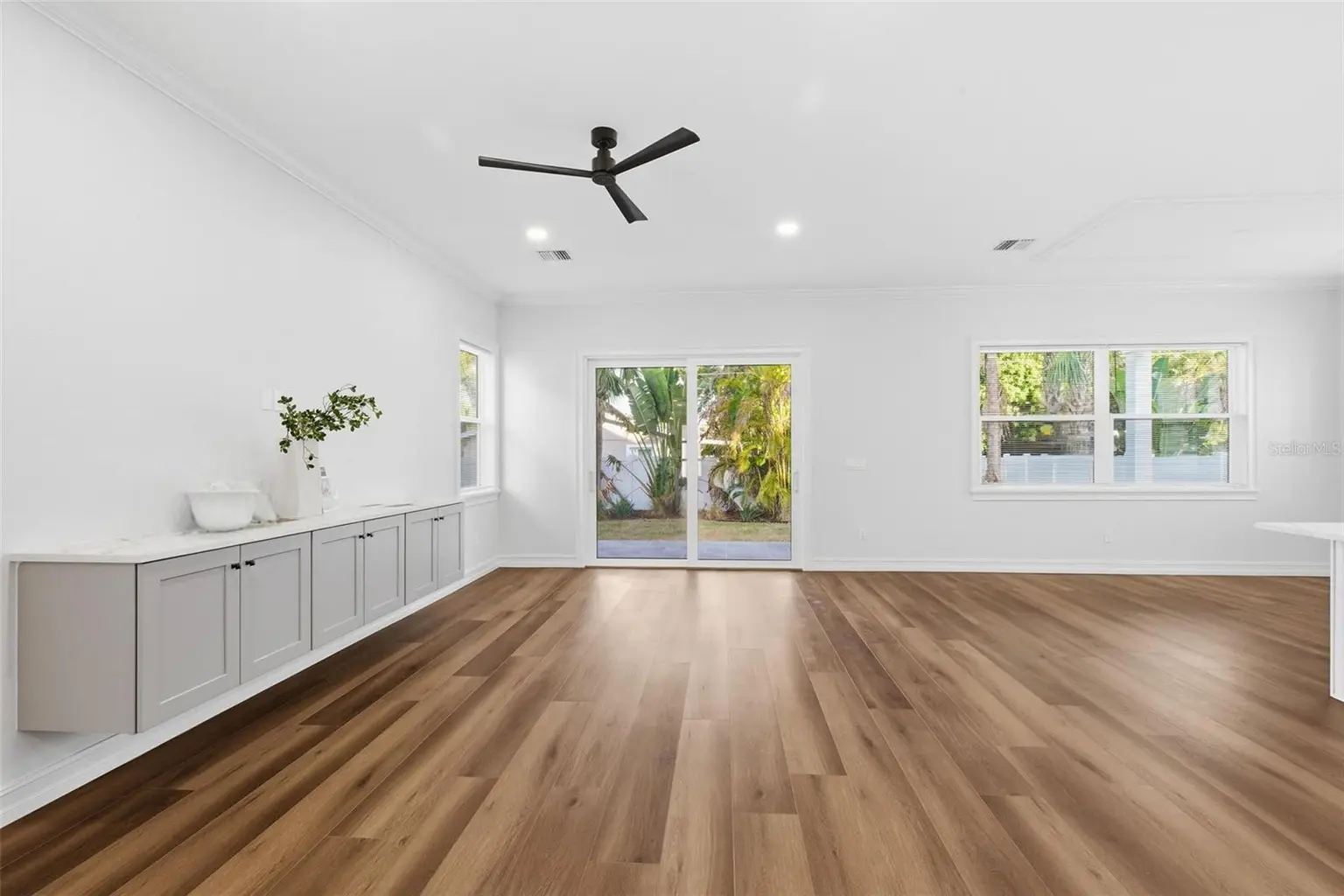 3829 71ST STREET N, ST PETERSBURG, FL, photo 9 of 55