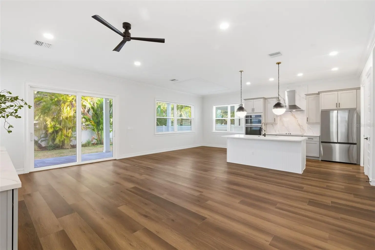 3829 71ST STREET N, ST PETERSBURG, FL, photo 11 of 55